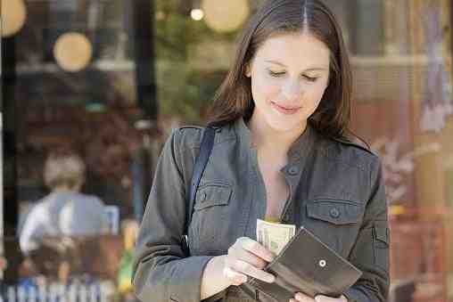 How much interest does $1 million dollars earn per month?