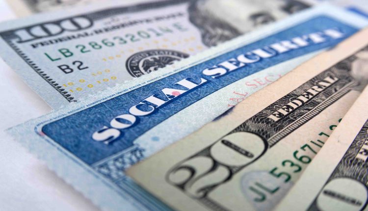 What's the lowest amount of Social Security you can get?
