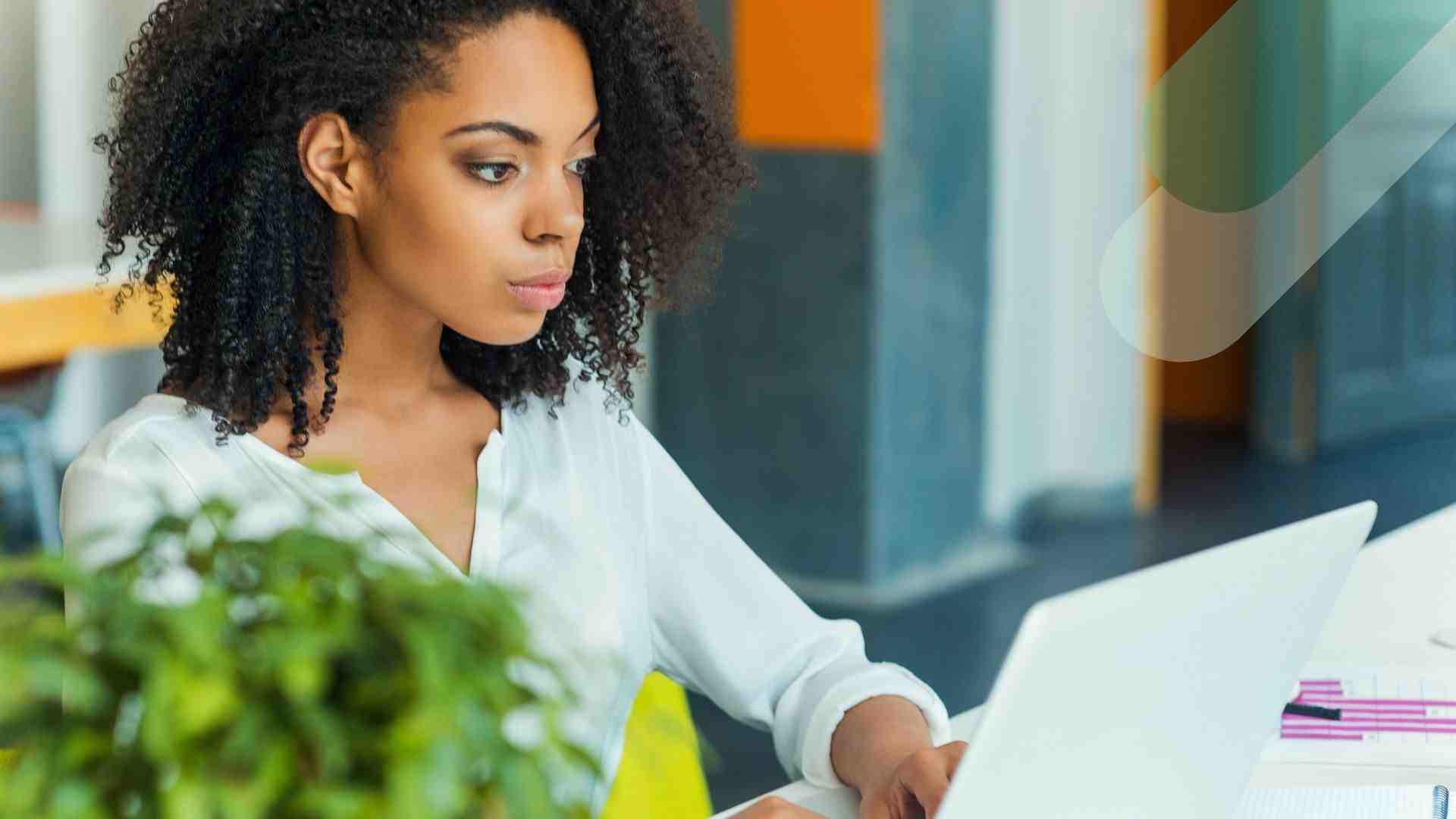How much money do you need to live comfortably UK?
